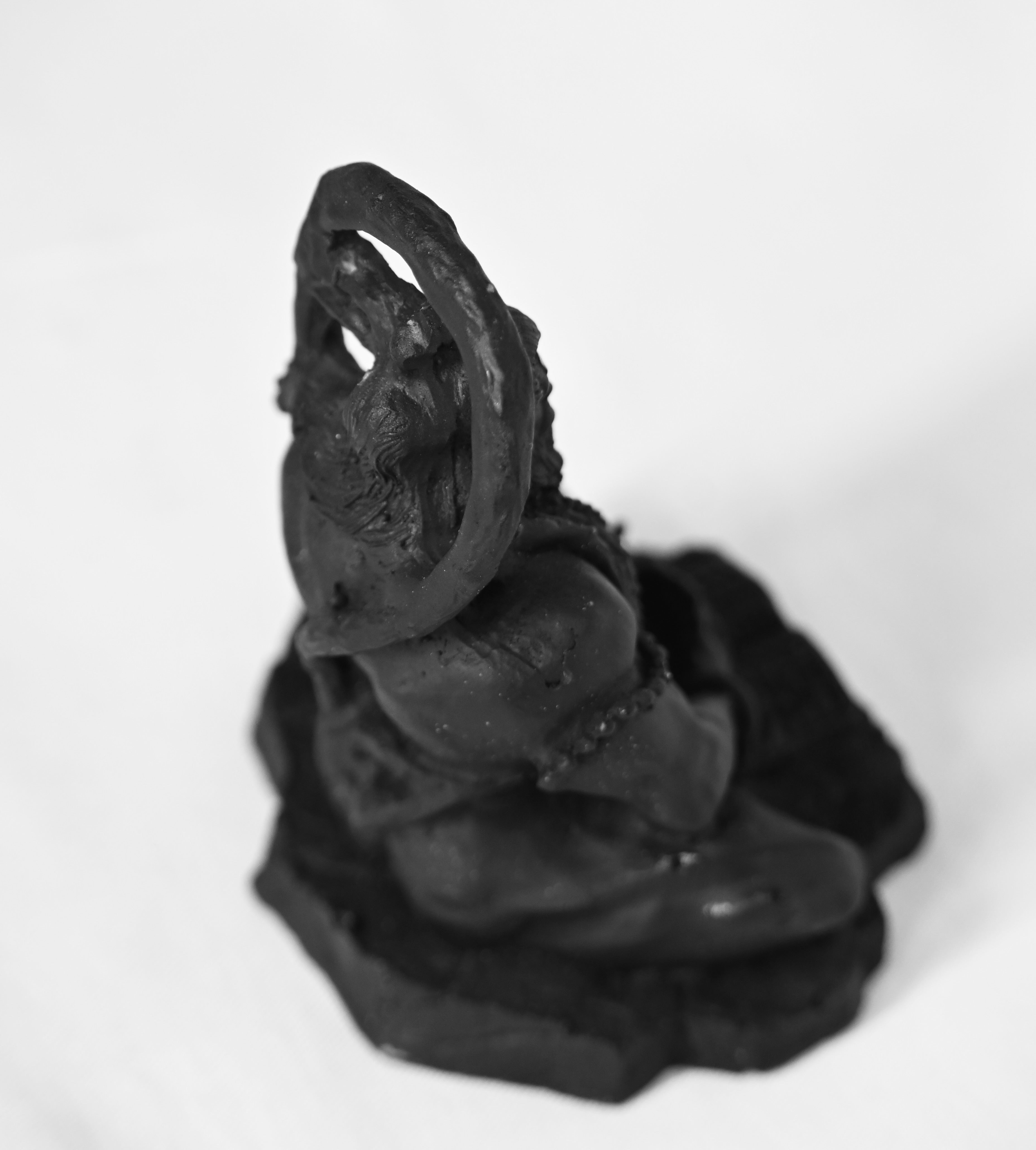 Powerful Lord Hanuman Ji Idol Miniature for Car Dashboard and Home