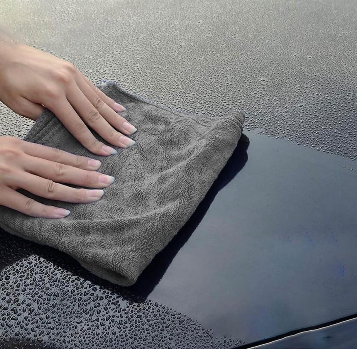 BLAKIA - Super Soft 600 GSM Microfiber Cloth for Car Drying